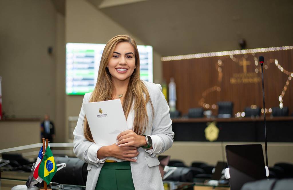 Deputada estadual Débora Menezes (PL-AM) - Foto: Divulgação Assessoria