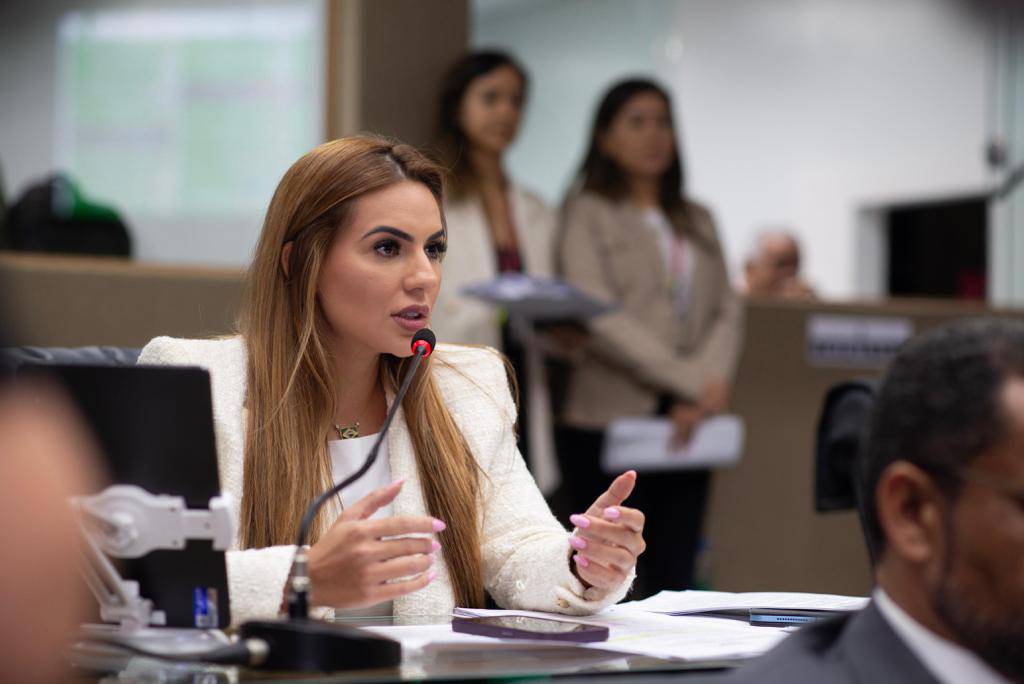 Deputada Estadual Débora Menezes (PL-AM) - Foto: Divulgação Assessoria