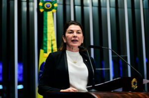 Rosana Martinelli comemora fundação do Sindicato Rural de Sinop