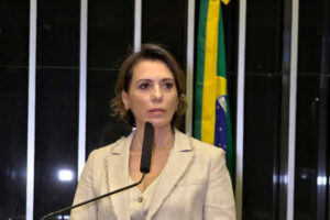 Estoques – Deputada quer o triplo de folgas para o trabalhador que doar sangue