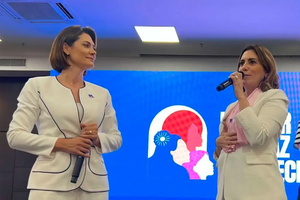 Michelle Bolsonaro, ex-primeira-dama da República e presidente do PL Mulher Nacional e a Presidente da Executiva Estadual do PL Mulher de São Paulo, deputada federal Rosana Valle (PL-SP) - Foto: divulgação/ Fiamini - Soluções Integradas em Comunicação