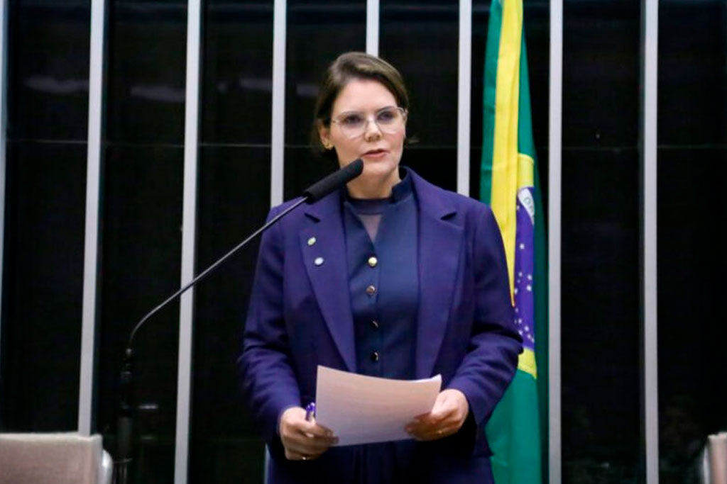 A relatora, deputada Coronel Fernanda (PL-MT): proposta garante “previsibilidade para o mercado e segurança jurídica aos produtores” - Foto: Kayo Magalhães / Câmara dos Deputados