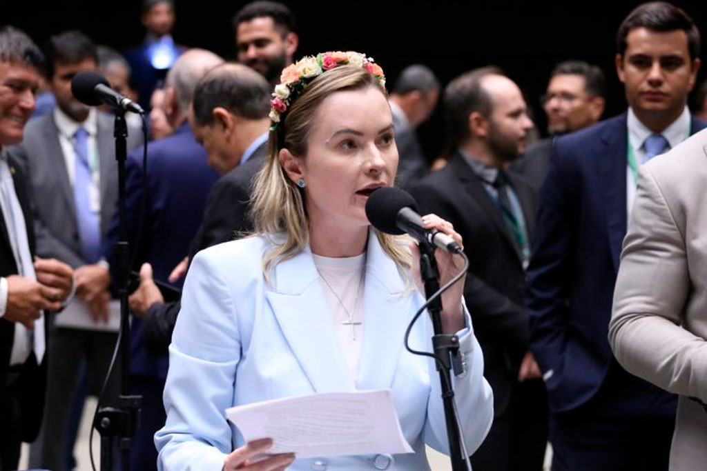 Deputada federal Júlia Zanatta (PL-SC), relatora da proposta na CCJ – Foto: Kayo Magalhães / Câmara dos Deputados