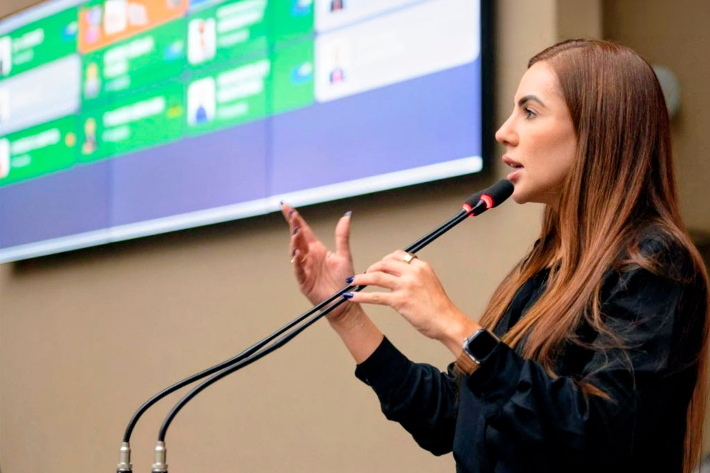 Deputada estadual Débora Menezes (PL-AM) - Foto: Assessoria de Comunicação