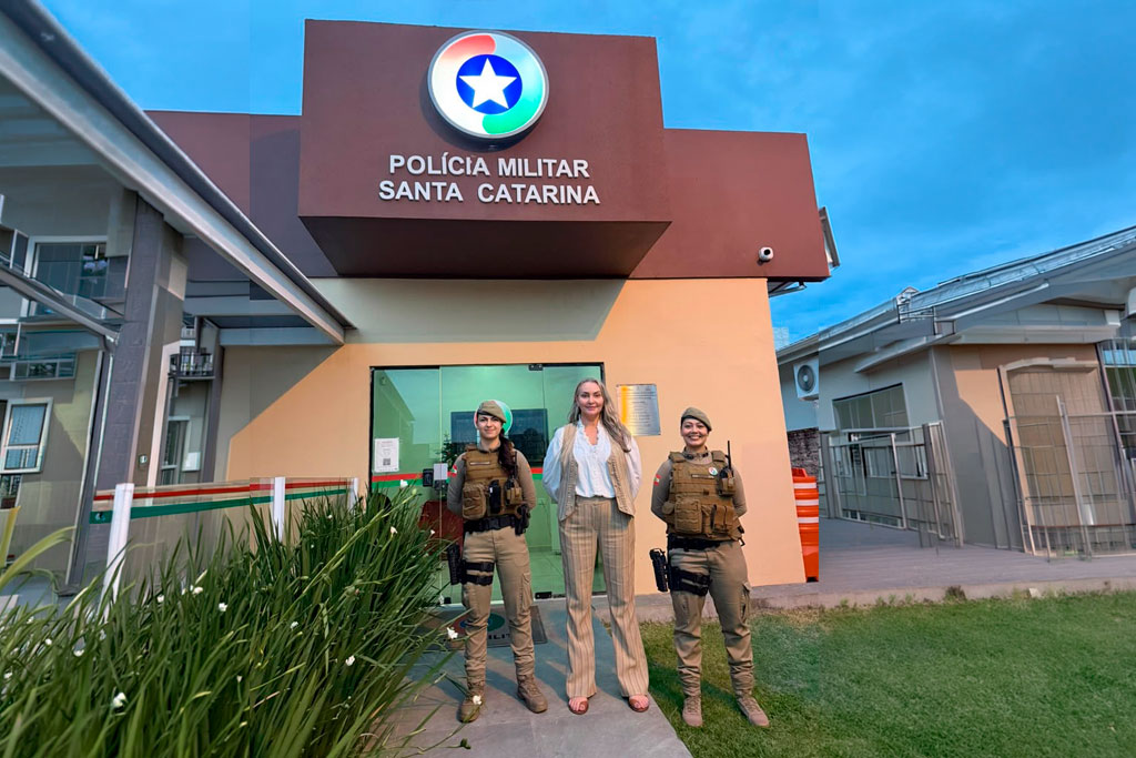 Daniela Reinehr (PL-SC) propõe homenagem a policiais que interromperam agressão contra mulher em Criciúma - Foto: divulgação/Assessoria de Imprensa