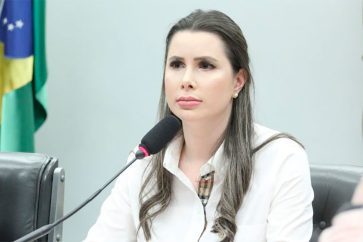 Deputada Caroline de Toni (PL-SC) é a autora da proposta – Foto: Vinicius Loures / Câmara dos Deputados