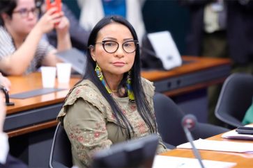 Silvia Waiãpi (PL-AP), relatora da proposta na comissão – Foto: Mario Agra / Câmara dos Deputados